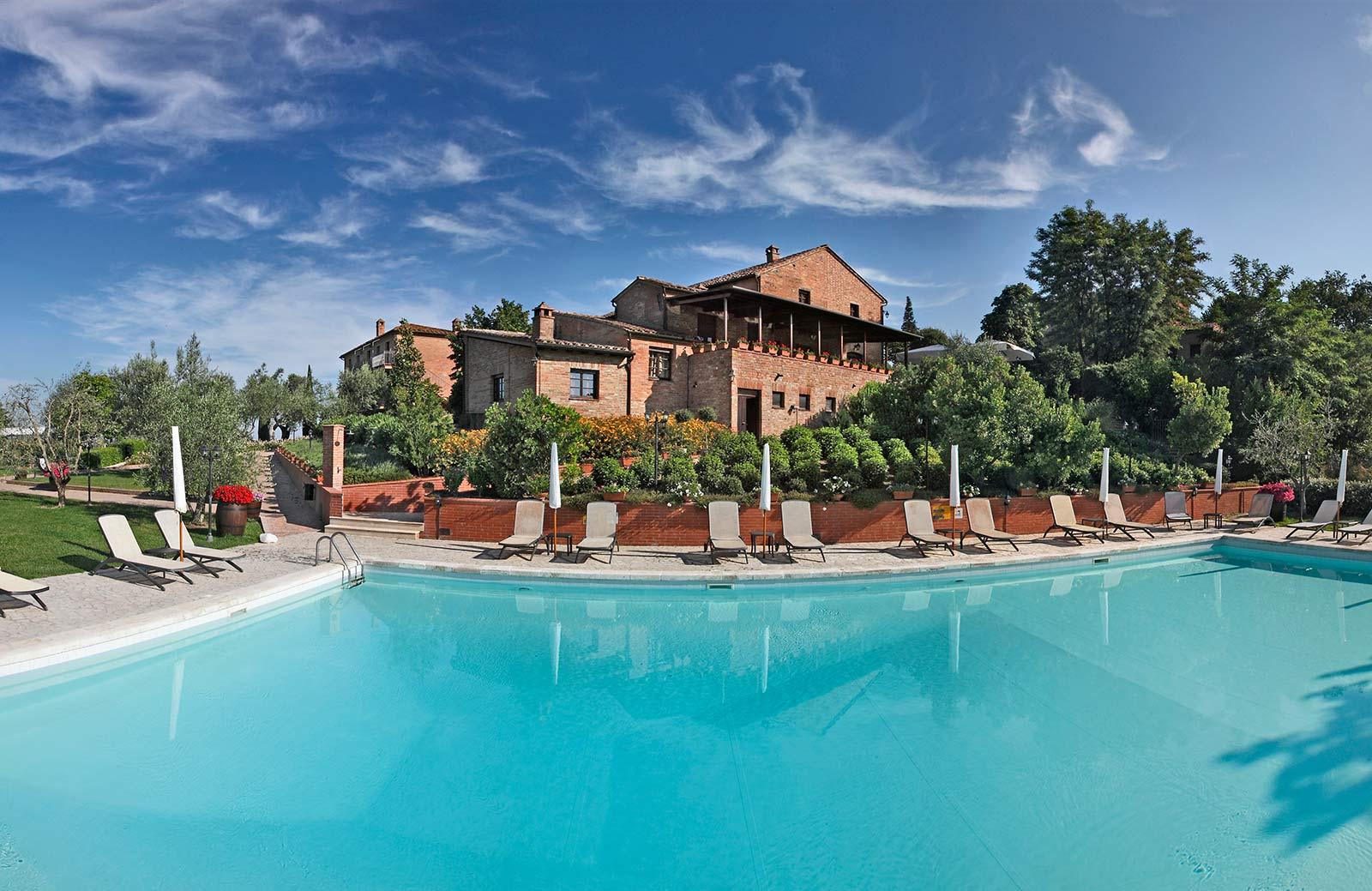 Borgo Tre Rose Valiano