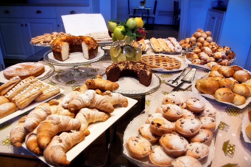 Borgo Tre Rose Hotel Valiano