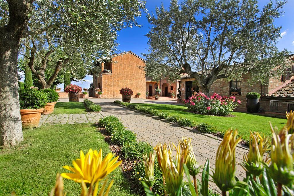 Hotel Borgo Tre Rose 3*