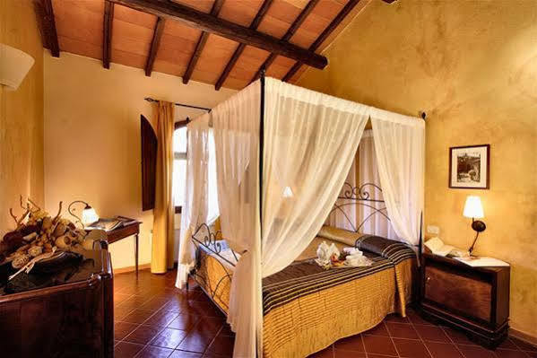 Hotel Borgo Tre Rose